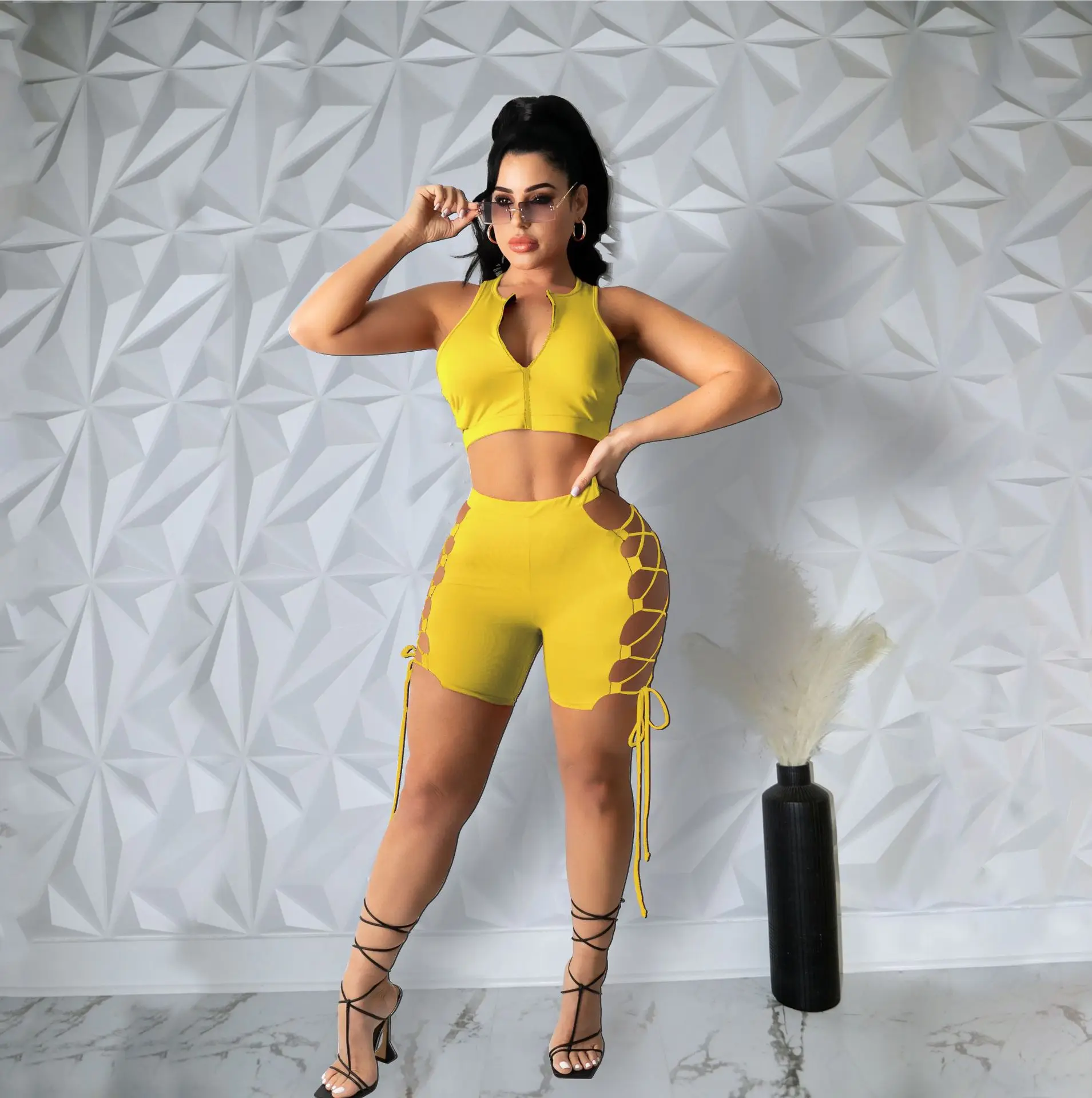 

Женский спортивный костюм из двух предметов для активного отдыха, летний комплект из топа на молнии и шорт со шнуровкой, 2022