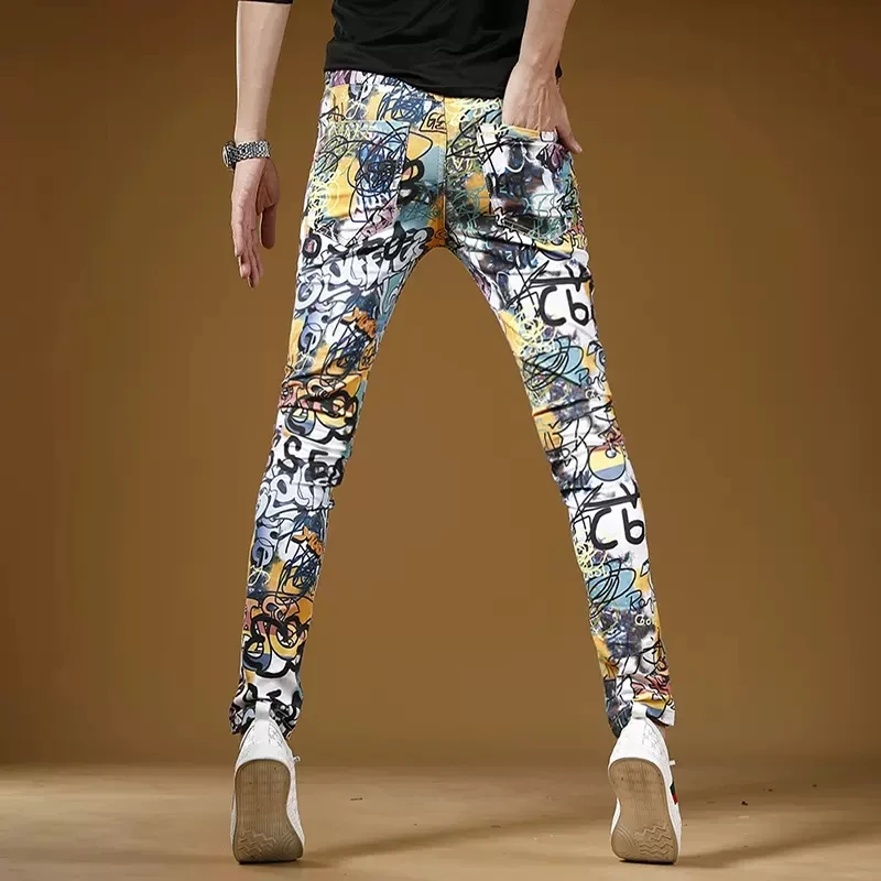 Letter Graffiti White Jeans Men Casual Slim Fit Straight Pants Mens Streetwear Fashion Digital Printing Cotton Denim Trousers
