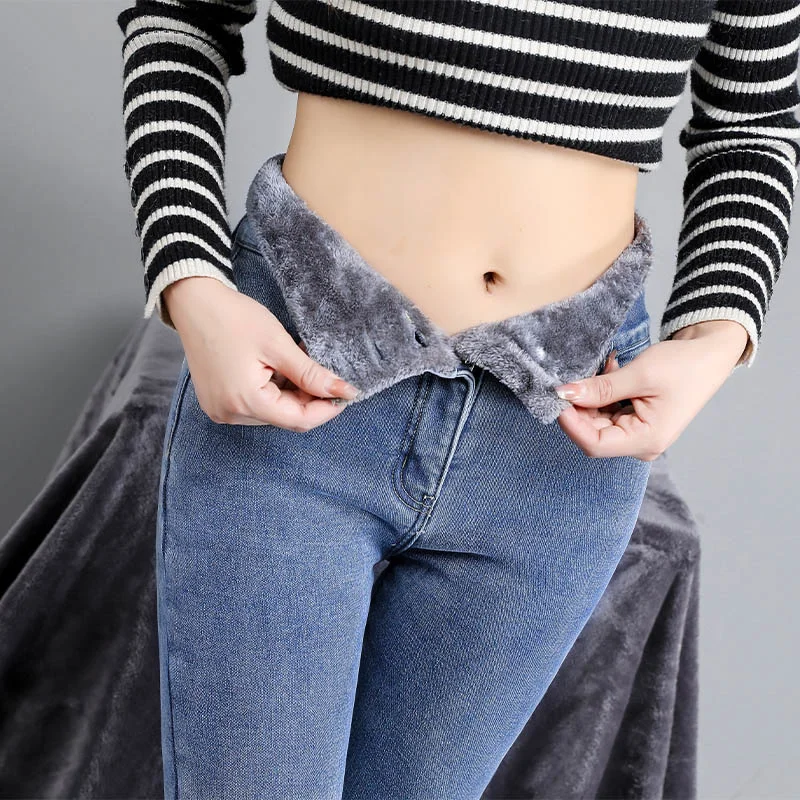 

2023 зимние плотные бархатные женские утепленные джинсы с высокой талией, облегающие флисовые теплые Стрейчевые зимние джинсовые брюки-кара...