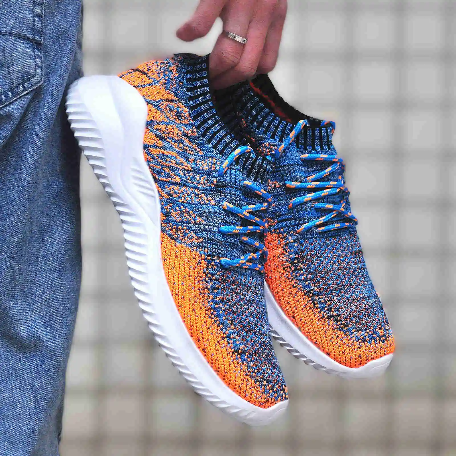 

Men Sneakers Shoes 2022 New Mesh Breathable Lightweight Comfortable Outdoor Walking Shoes Mens Running Sports Shoes Male