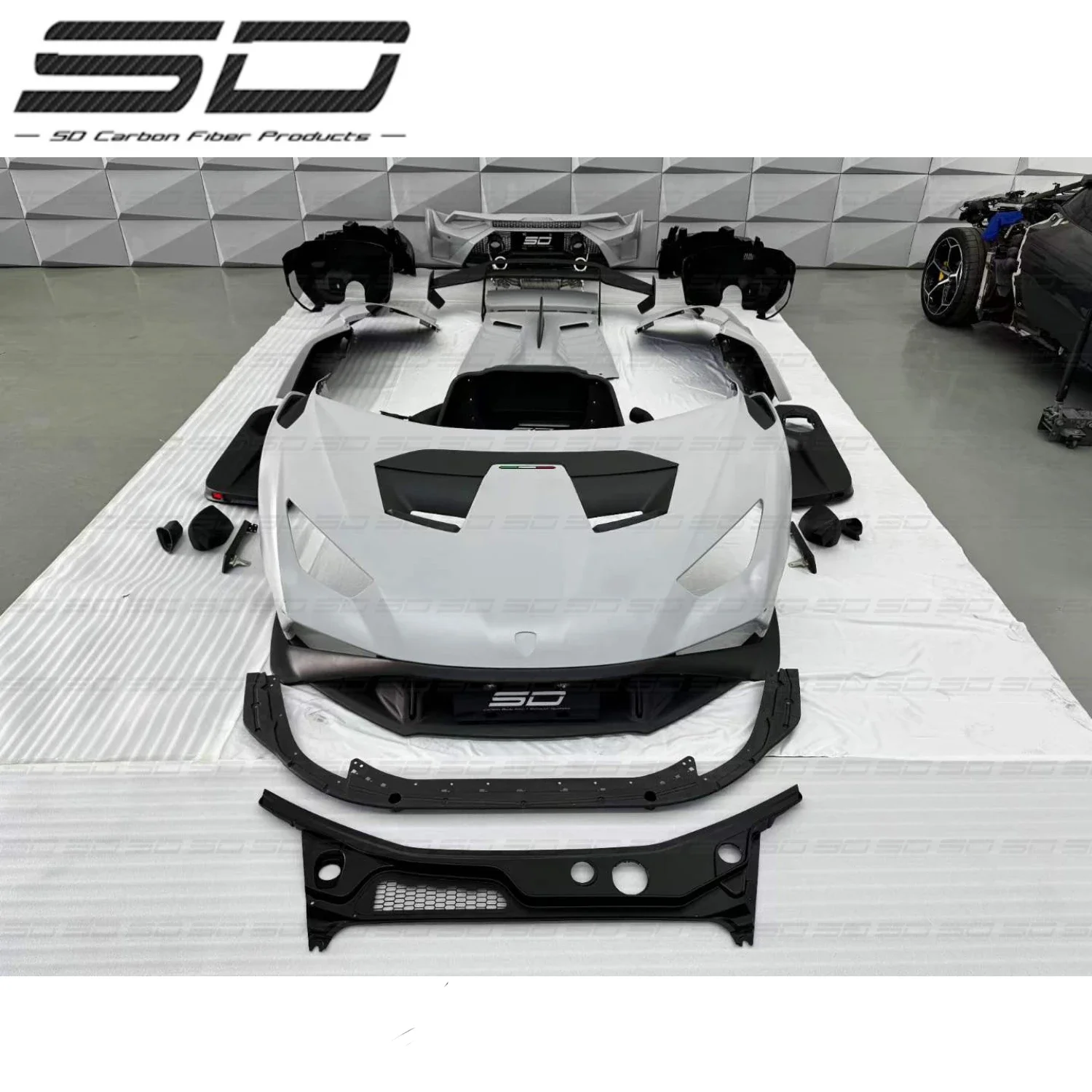 Высококачественные наборы из сухого углеродного волокна Sto Style/OEM для Lambor-ghini Huracan