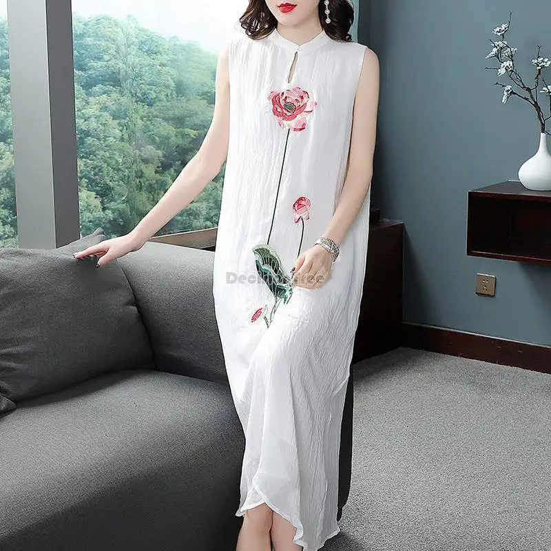 

2023 new chinese traditional clothing women premium embroidered cheongsam sleeveless vest chiffon dress floral oriental dress