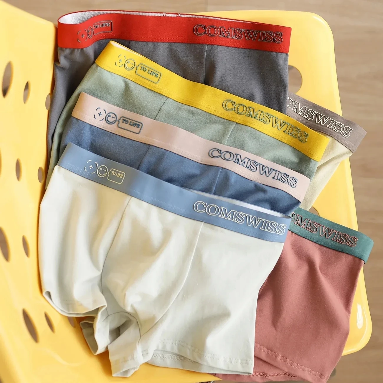 2023 Fashion Cotton Men's Breathable Comfortable Soft Simple Boys Solid Letters Underpants Underwear With Flat Bottom Stripes