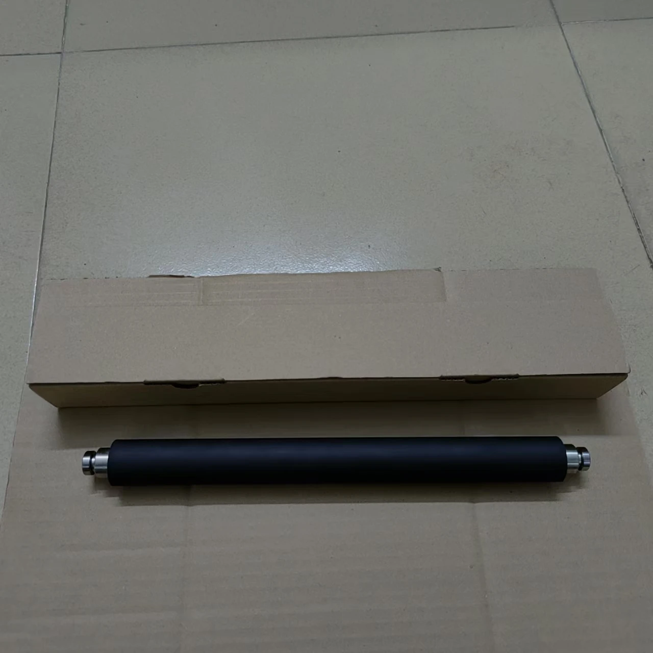 Оригинальный ролик давления B4 023-74069 подходит для дубликатора RISO RZ RV EV ES