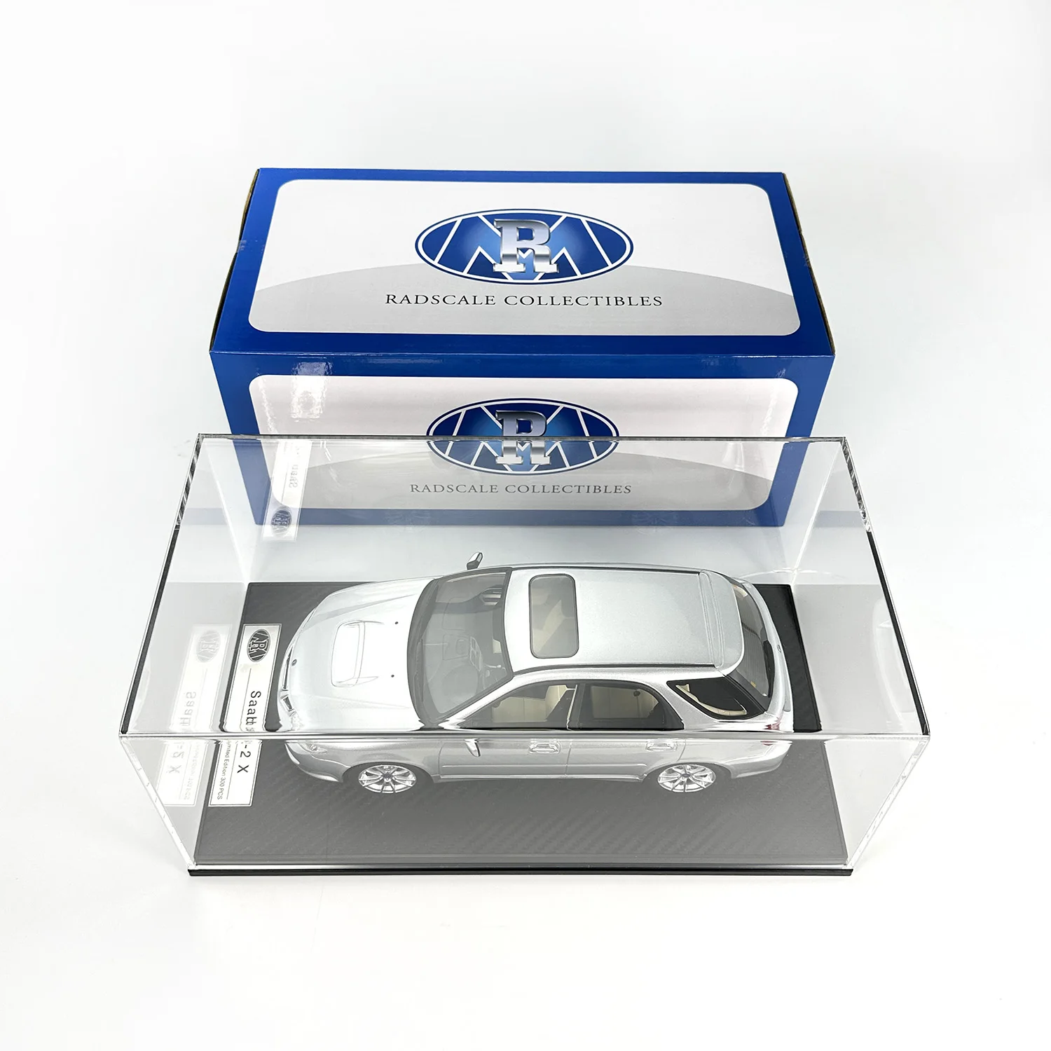 1-18 Saab 9-2X Модель из аэрозольной смолы RadScale (art.: 3920cbfc6471b) - 3920cbfc6471b