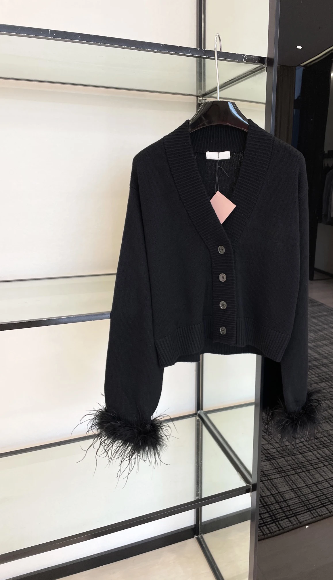 

Новые товары ранней весны, вязаный кардиган из страусиной шерсти, очень тонкий с V-образным вырезом