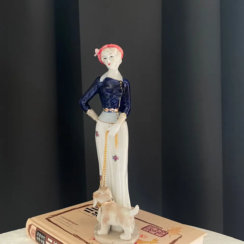 

Modern Woman With Dog Grace Goddess Ceramic Art Adornments Store Office Desktop Sculpture Decor Home Cabinet Figurines Crafts
