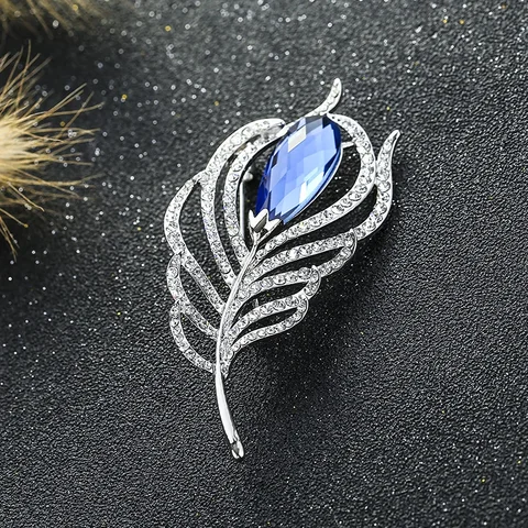 Fashion Rhinestone Feather Brooch For Women Crystal Scarf Clips Ladies Party Office Jewelry GiftsPin