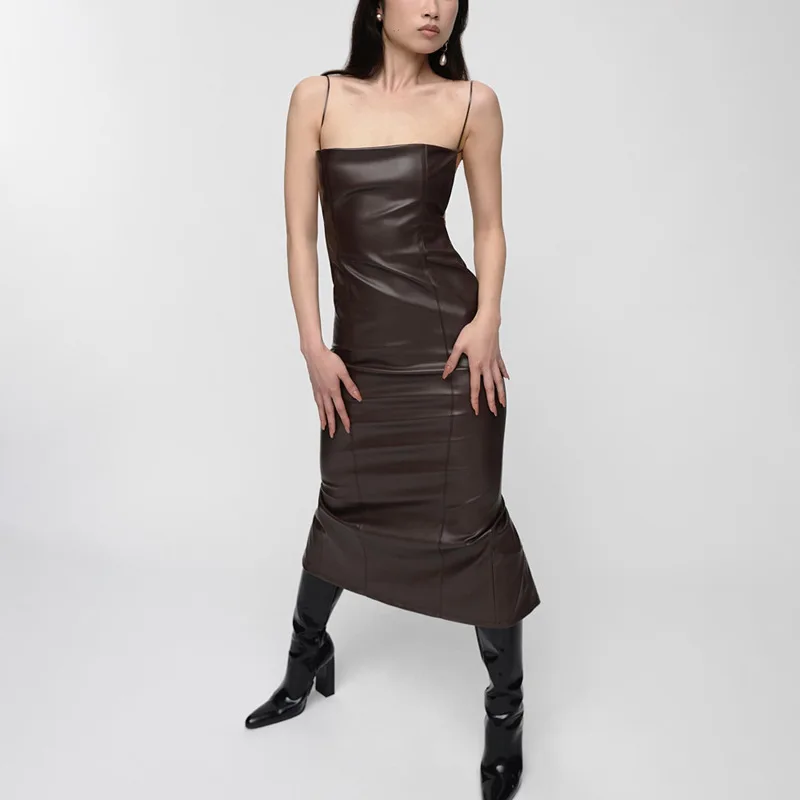 Женское облегающее платье средней длины элегантное из искусственной кожи без