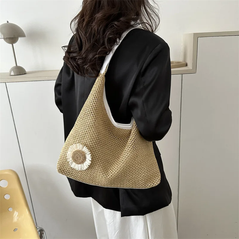 Soft Collapse Woven Women's Pastoral Style Lazy and Versatile Bucket 2023 New Casual Shoulder Vacation Beach Bag