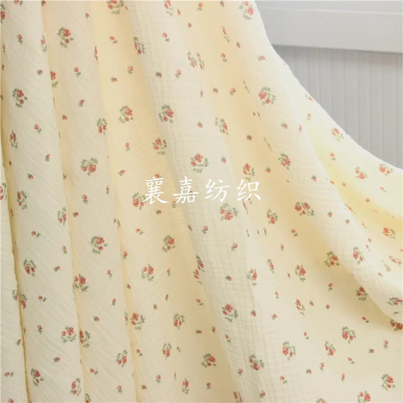

50*135 см Новый двухслойный креп маленькая Цветочная детская хлопковая Марля Домашняя одежда пижамная ткань