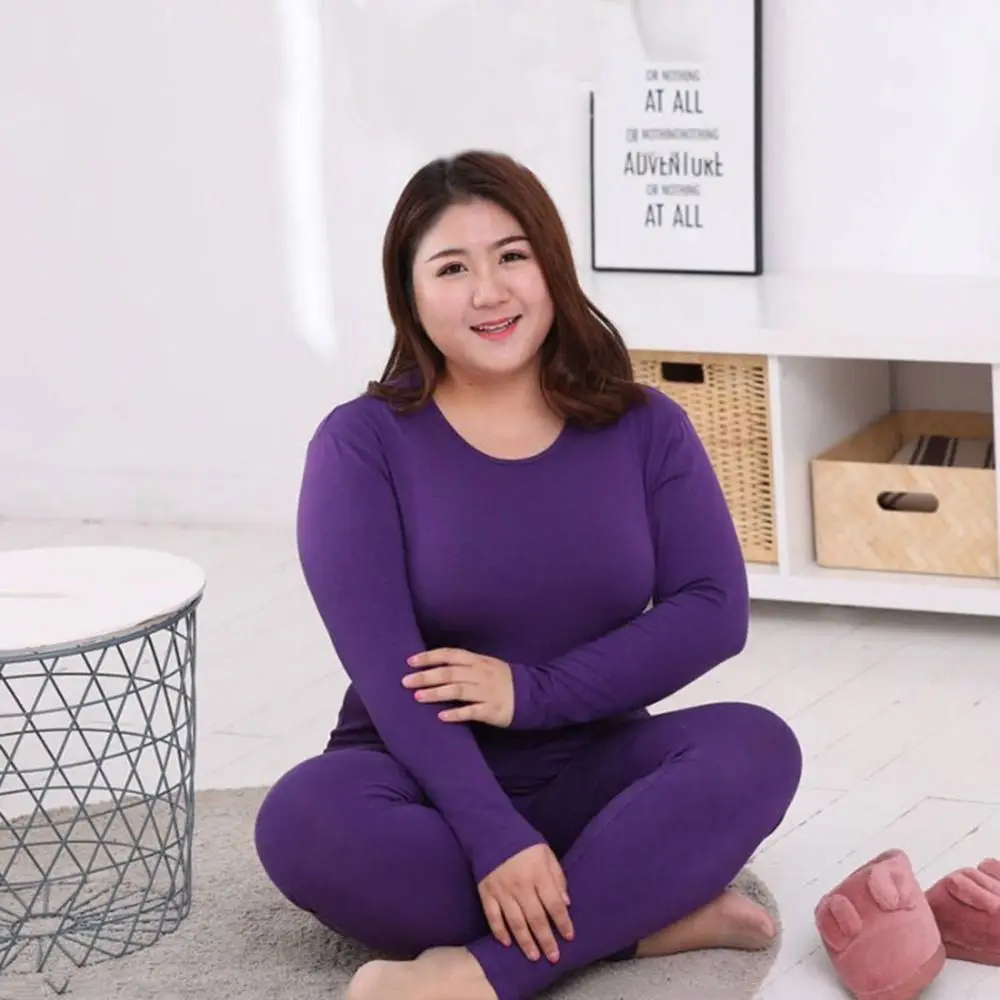 

Комплект женского термобелья с длинным рукавом и круглым вырезом