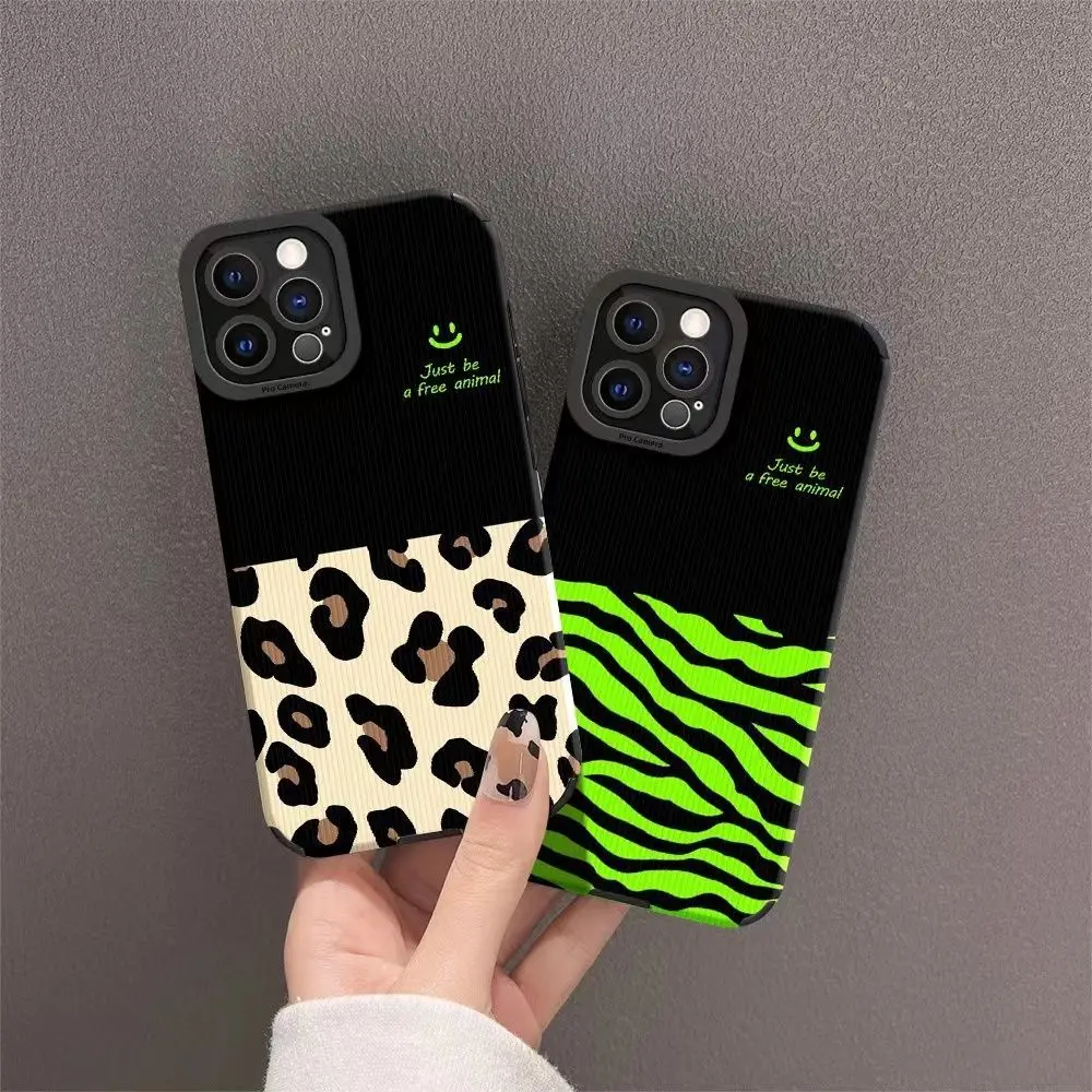

For iphone 13Promax 12 11 x series personality creative smiley face zebra-print all-inclusive fall-proof phone case