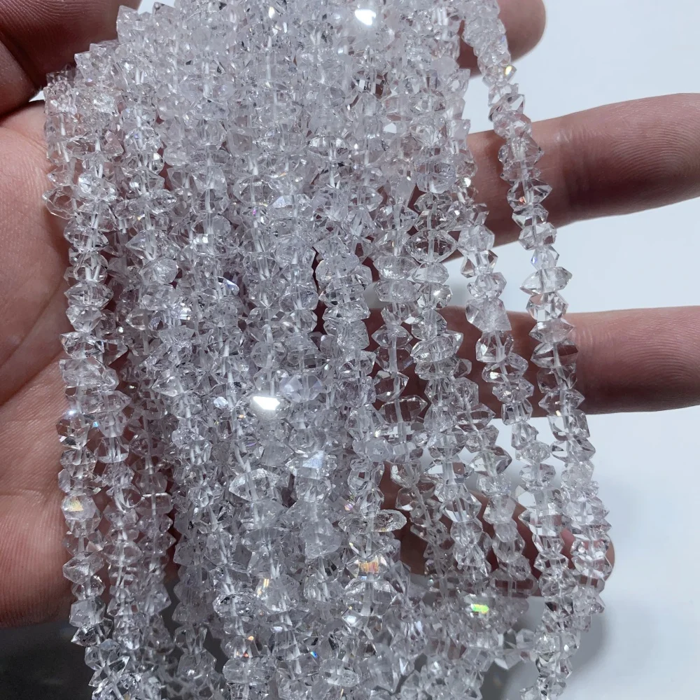 Натуральный энергетический кристалл Herkimer с бриллиантами