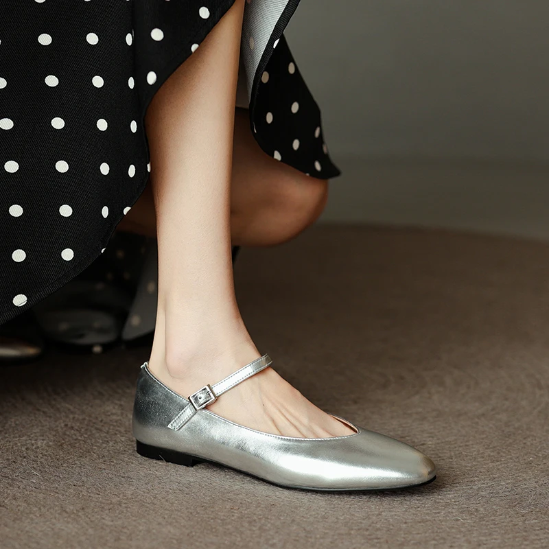 34-40 large size silver women's shoes cow leather low heel thick heel round head sheepskin insole buckle lace women's shoes