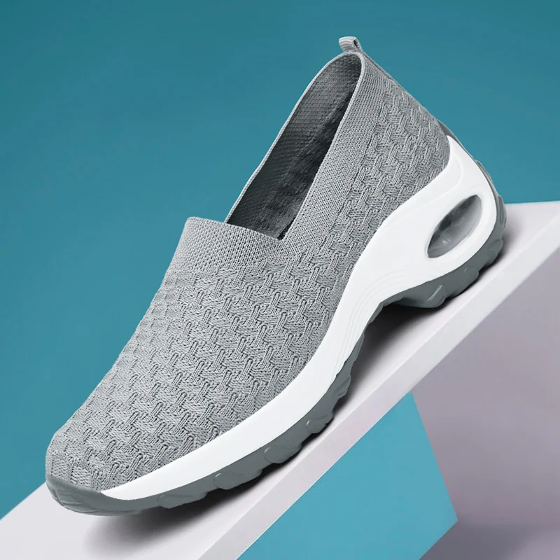 STRONGSHEN Women's Sneaker Cover Lightweight Running Shoes Flying Air Cushion Woven Large Size Lady Loafers Fashion Casual