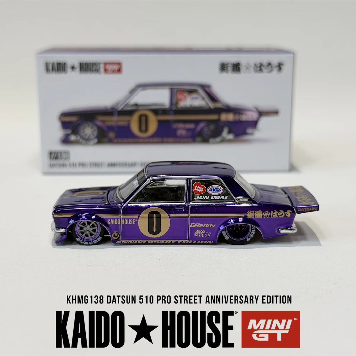 Фото В наличии: Коллекционная модель автомобиля Kaido House 1:64, винтажный JDM классический седан KHMG138 Datsun 510 Widebody с открывающимся капотом и детализированным двигателем, литая под давлением. №1