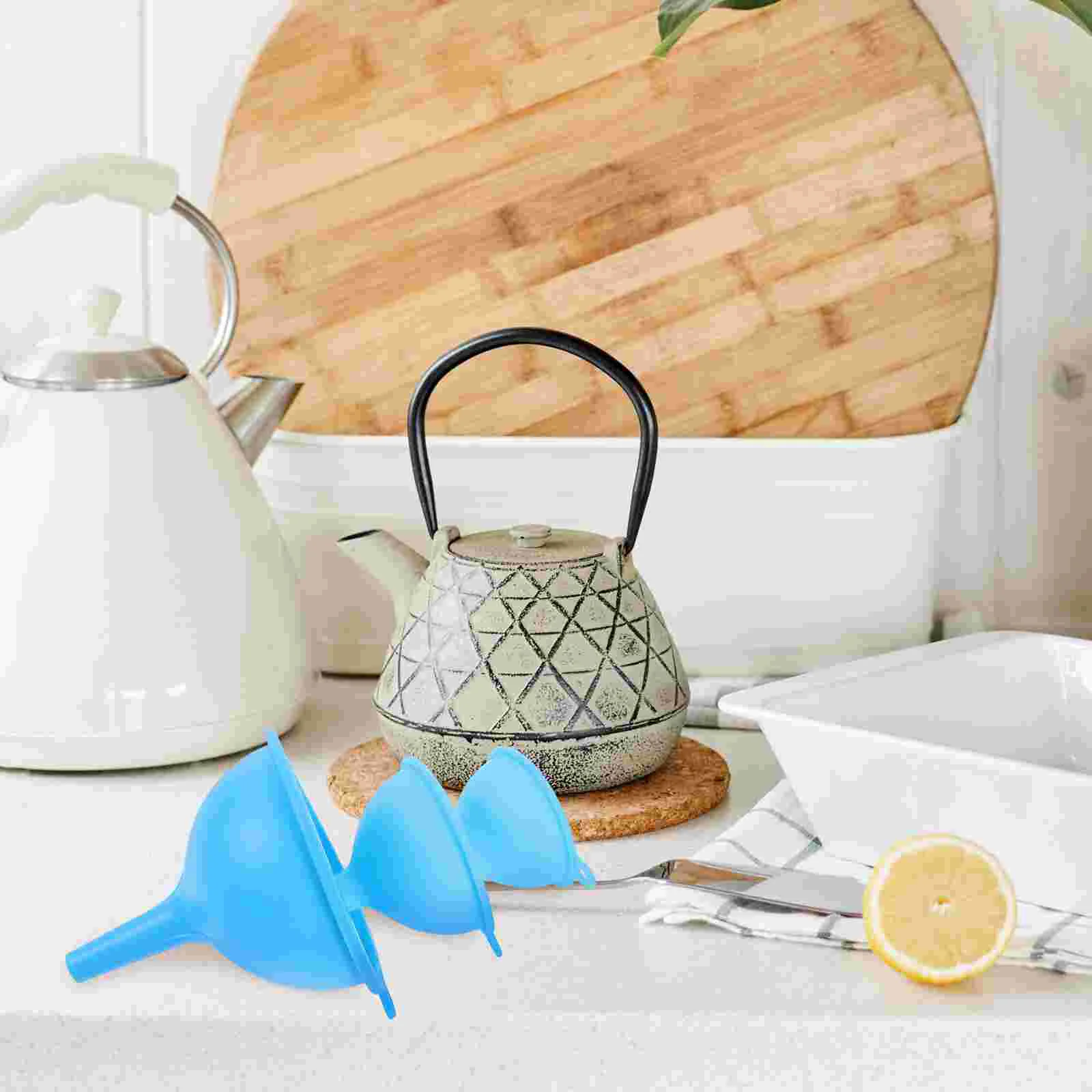 

3Pcs Kitchen Cooking Funnel Liquid Funnels Reusable Silicone Funnels Filing Bottles Funnels