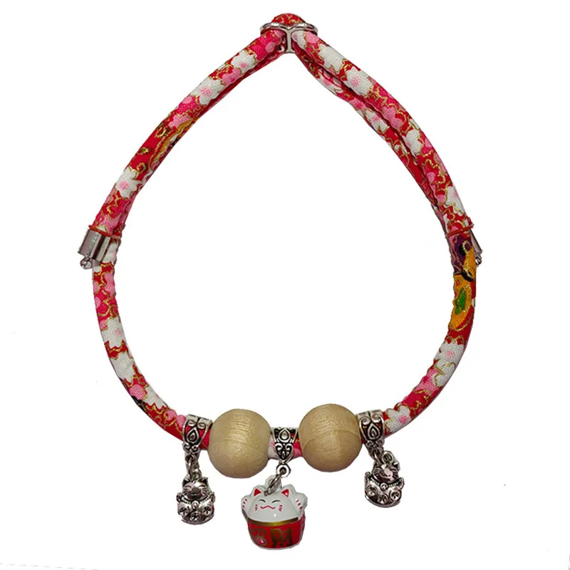 

Japanese Style Zefeng Cat Insect Repellent Collar Bell Camphor Wood Ball Insect Repellent Adjustable Buckle Cat Collar