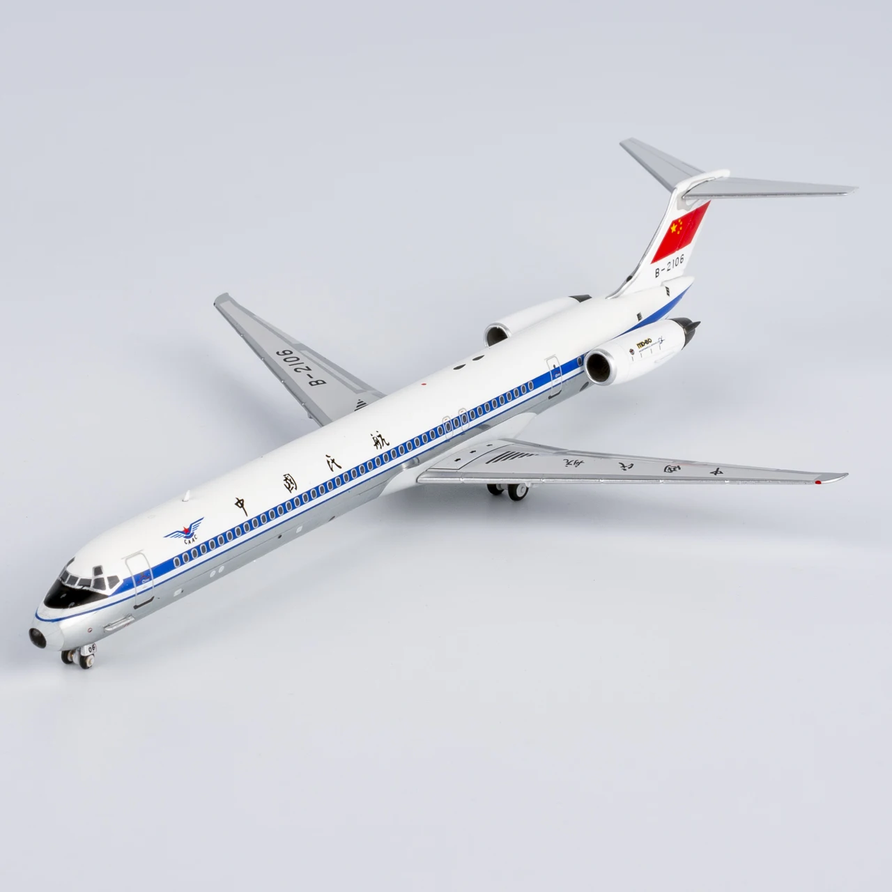 Фото 83015 Коллекционный самолет из сплава в подарок, модель NG 1:400 CAAC MCDONNELL Douglas MD-82, литой под давлением самолет, реактивная модель B-2106 №4