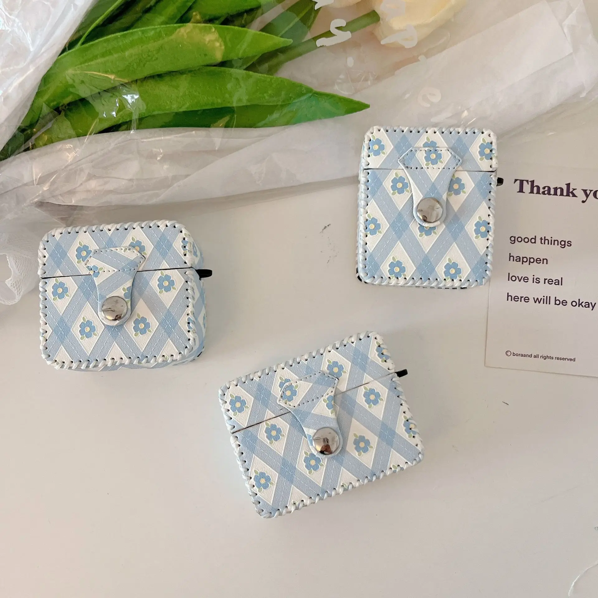 

Retro Lingge Blue Flower Headset Case for Airpods 1 2 3 Pro Soft Case Wireless Bluetooth Earphone Box Cover