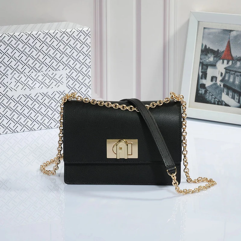 

2023 new Luxury brands Genuine leather women bag Classic flap carried across the shoulder fashion chain Envelope Candy color bag