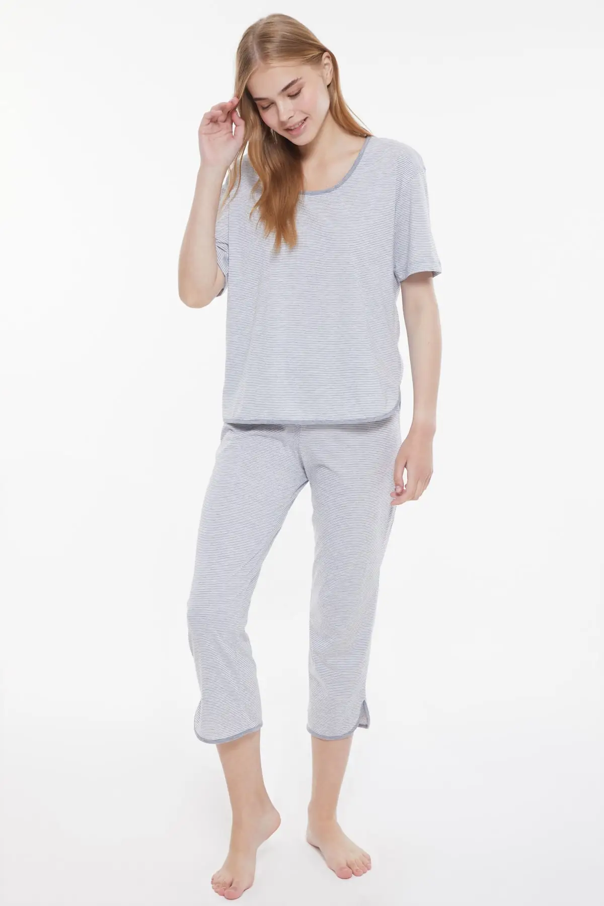 

Trendyol Striped 3'l Knitted Pajamas Set THMSS21PT1061