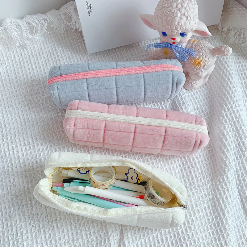 

Winter Soft Pencil Bag Student Stationery Holder Storage Box Zipper Pencil Pouch Velvet Pen Bag Children School Supplies