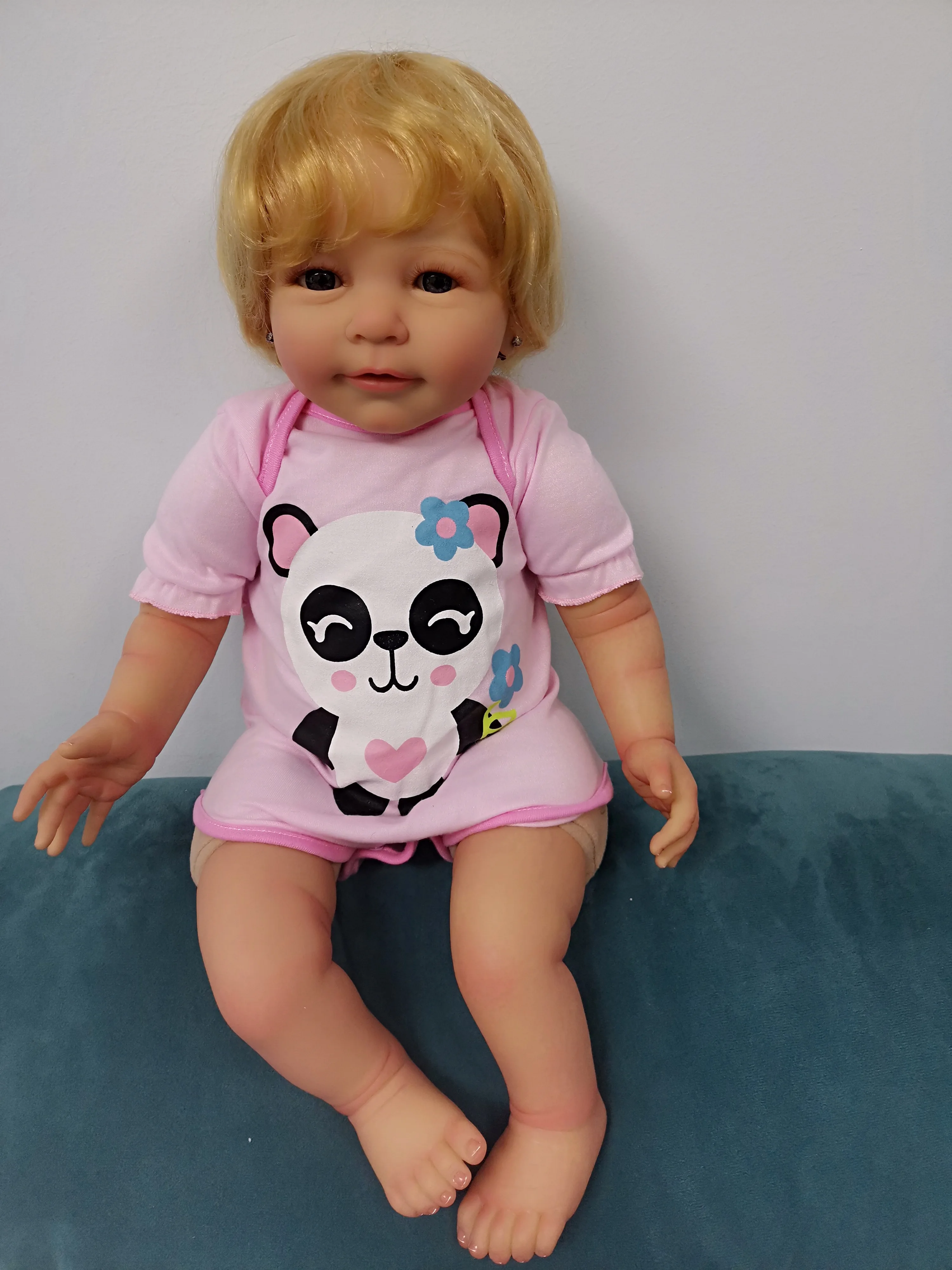 Menina Lifelike Soft Silicone Cloth Body Newborn Boneca Girl