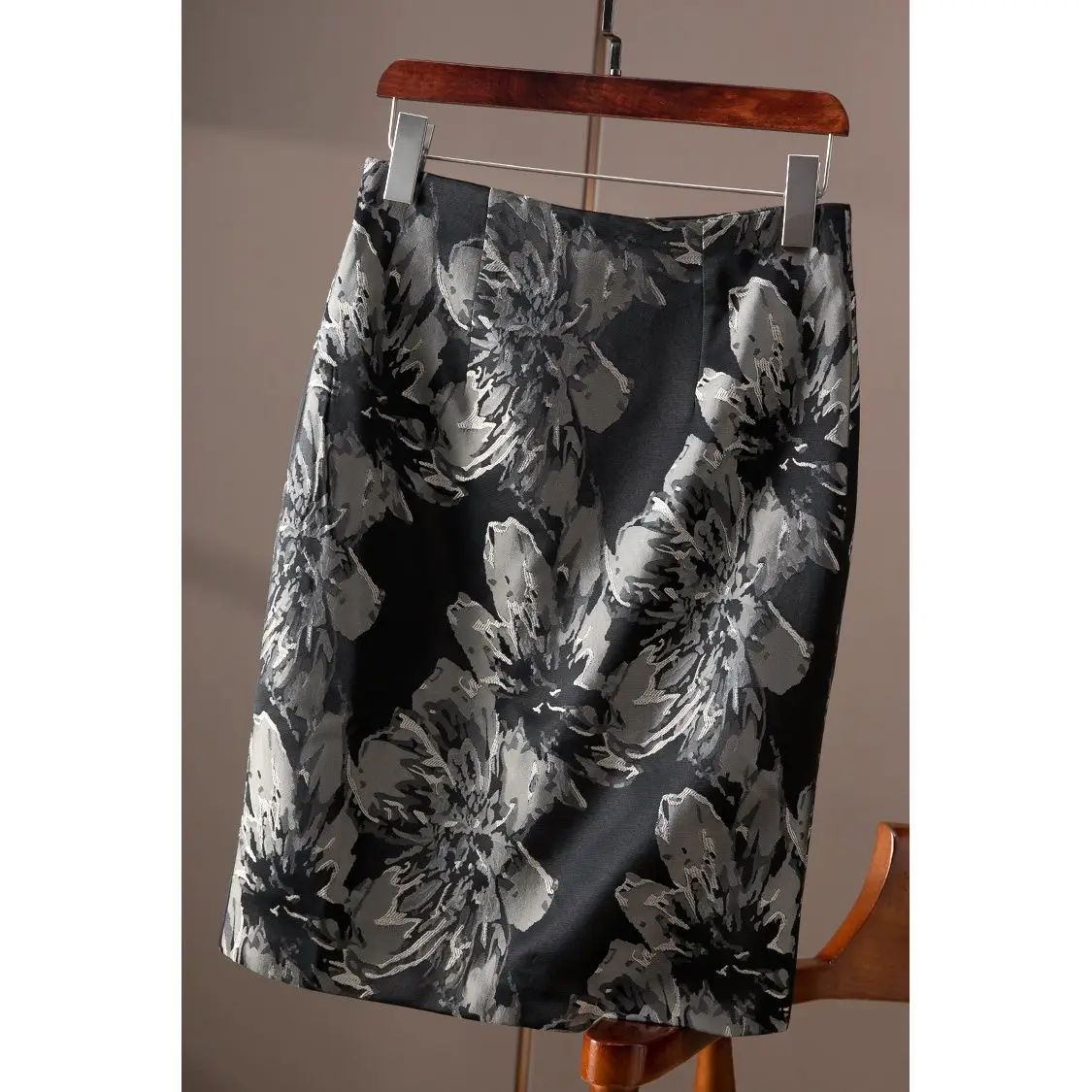 

Vintage Korean Bodycon Skirts Women 2023 New Autumn Winter Fashion Casual High Waist Sexy Print A Lnie Skirt Clothing F82