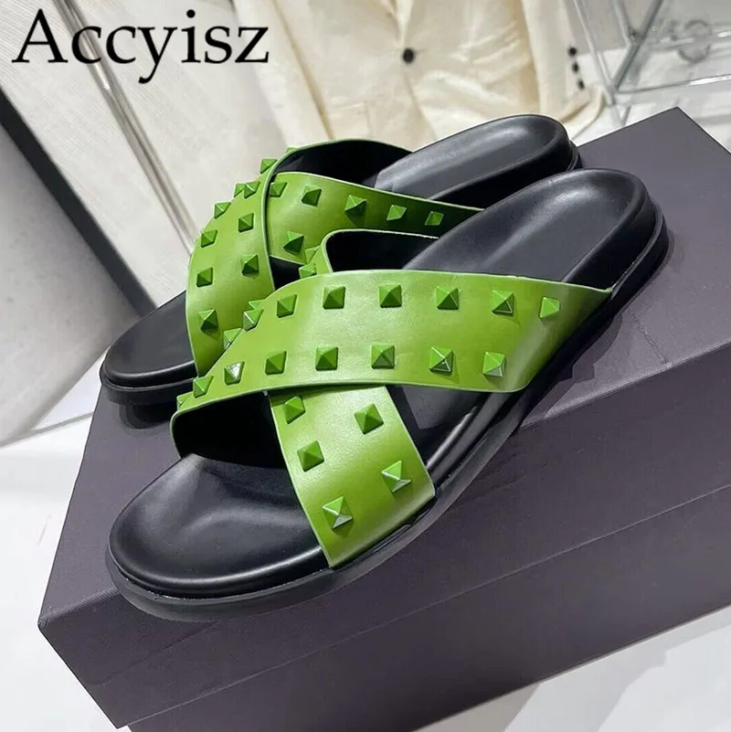 

Summer New Fashion Round Head Open Toe Cross Riveted Flat Bottom Slippers Comfortable and Casual Personality Lazy Shoes Unisex
