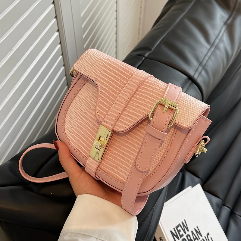 

Простая женская маленькая сумка-седло Ins, маленькие женские сумки через плечо, новинка 2022, модная повседневная универсальная сумка через пл...