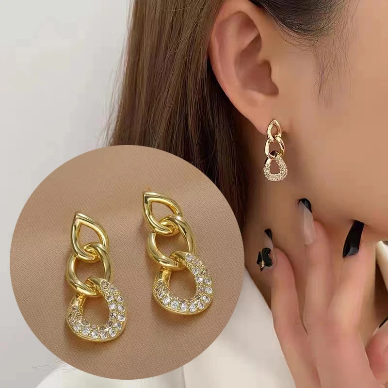 

KOUDOUN Blingbling Christmas Jewelry Ladies Eegant Zircon Chain Stud Earring Crystal Stud Earrings For Women Wedding Gift