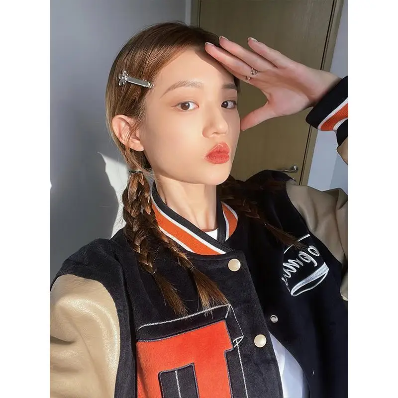 

2022 New Stitching Contrast Color PU Leather Sleeve Baseball Uniform Men and Women Retro High Street Salt Oversize Couple Jacket