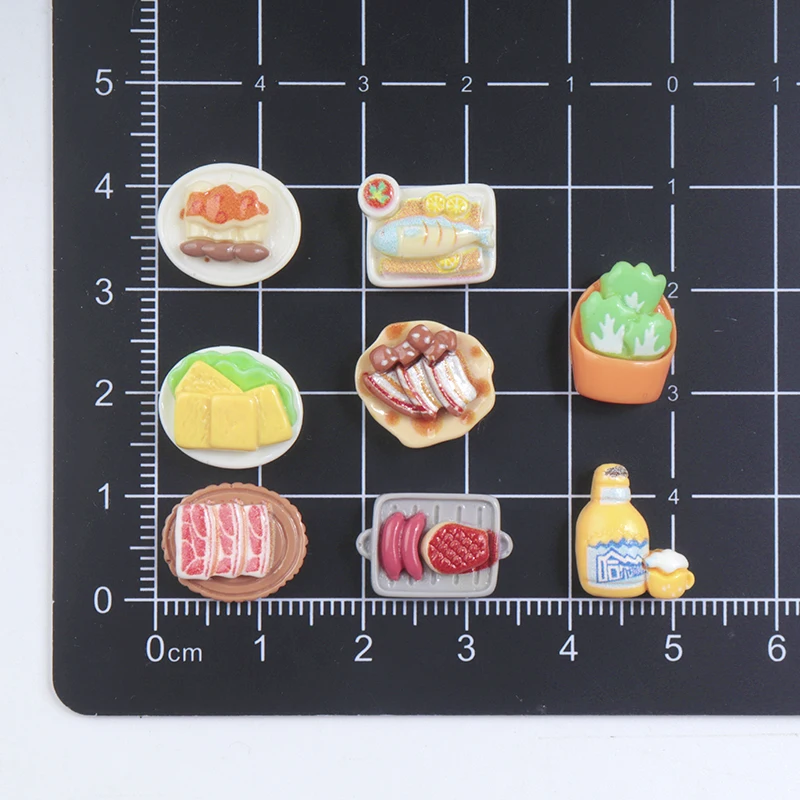 

Миниатюрная имитация говядины из резины