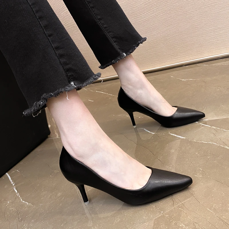 

Женские туфли на высоком каблуке-шпильке, с острым носком