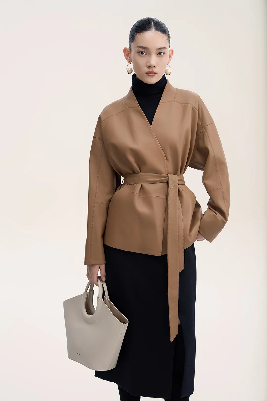 Весеннее модное женское короткое пальто Haining с V-образным вырезом повседневное