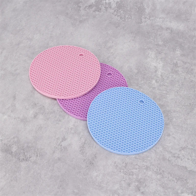 

Round Shape Cup Coaster Silicone Slip Insulation Pad Cup Mat Hot Drink Holder Mug Stand Home Table Decorations Kitchen Tools