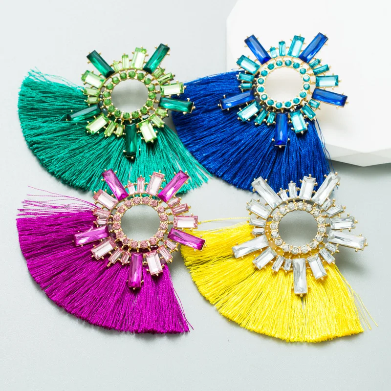 

New European American Fashion Tassel Earrings Glass Drill Hyperbole Elegant Bohemian Dangle Earrings for Girls Women