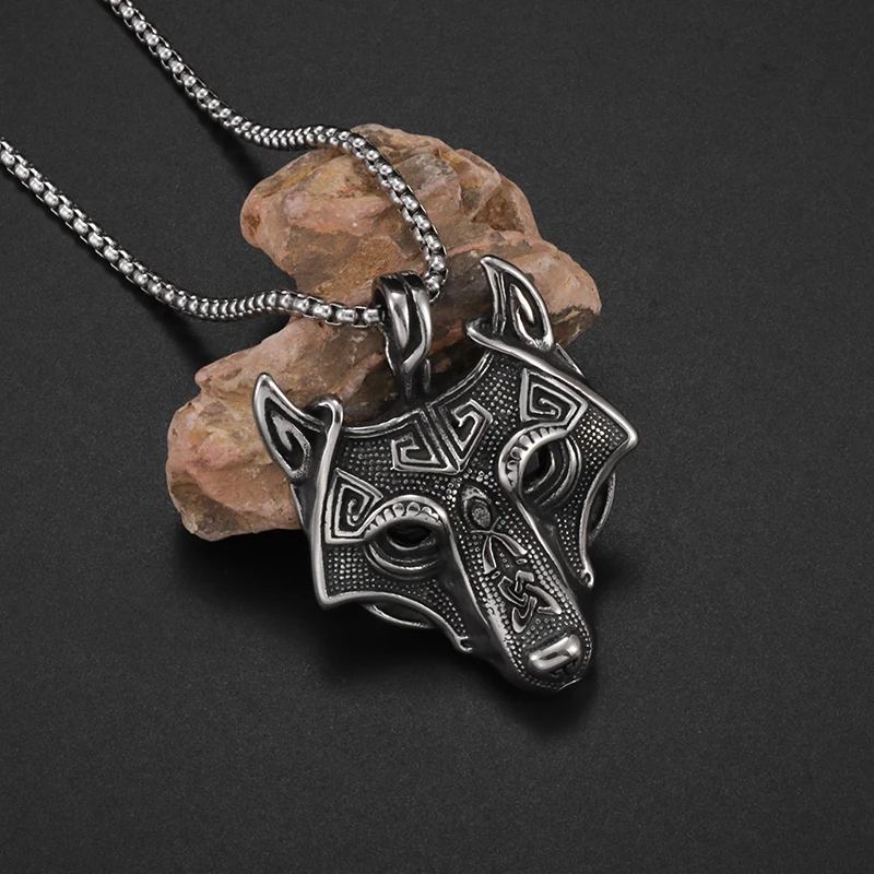 

Norse Mythology Ragnarok Design Wolf Head Pendant Necklace Men's Trend Street Necklace Viking Jewelry