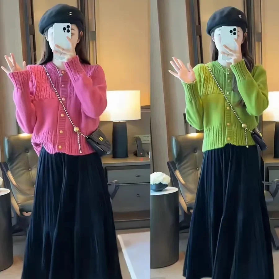 Женский теплый пуловер с круглым вырезом Осень-зима