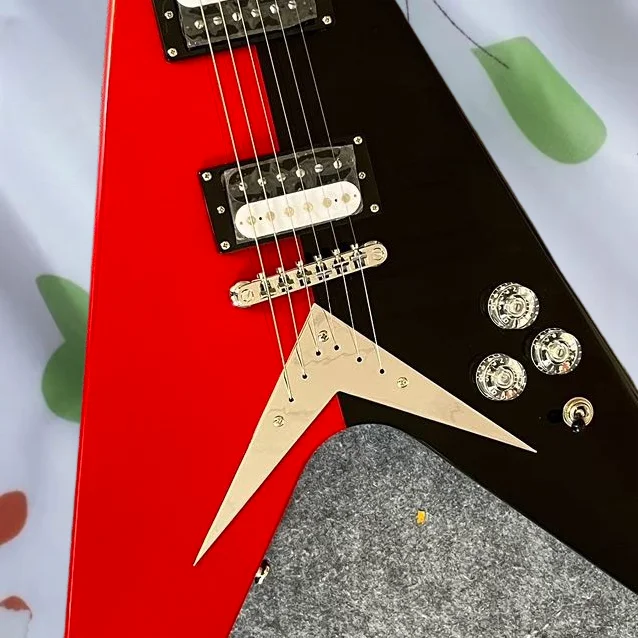 Электрогитара по индивидуальному заказу на заводе изготовлен из клена и