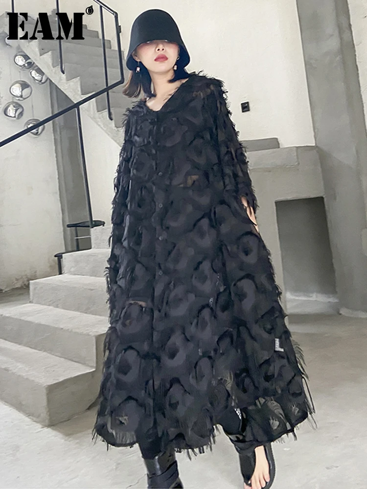 

[EAM] Women Black Feather Split Big Size Dress New V-Neck Three-quarter Sleeve Loose Fit Fashion Tide Spring Summer 2022 1T159