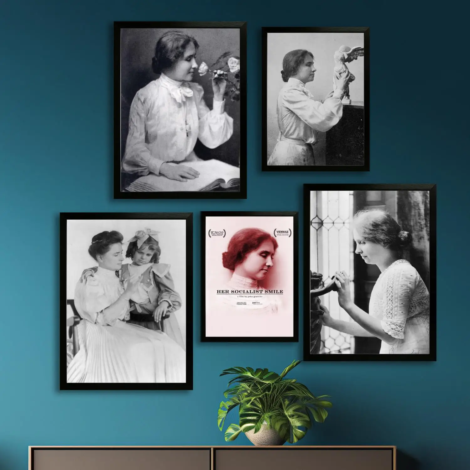 Плакат &quotСовременная семья&quot на холсте