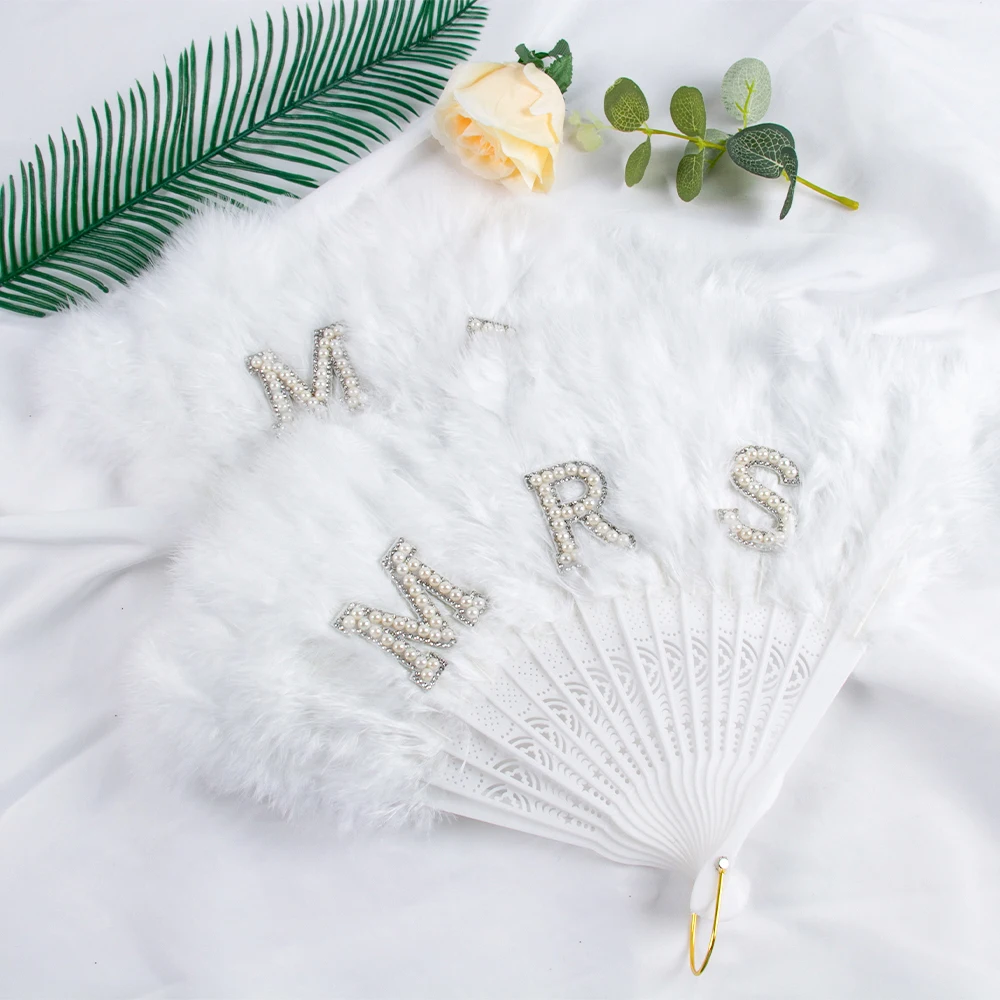 Свадебный аксессуар для девичника Mrs Bride 1 шт. с белыми жемчужинами
