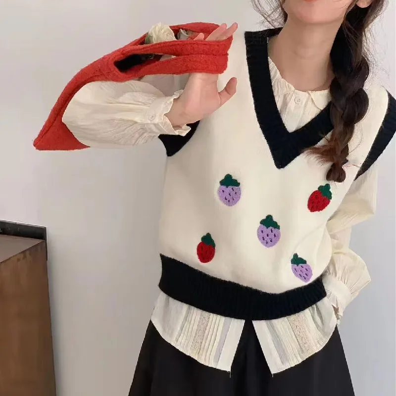 

Gothic Y2k Knitted Sweater Vest Women Aesthetic Clothing Embroidery Strawberry Sweet Waistcoat New Fashion Casual Knitted Tanks