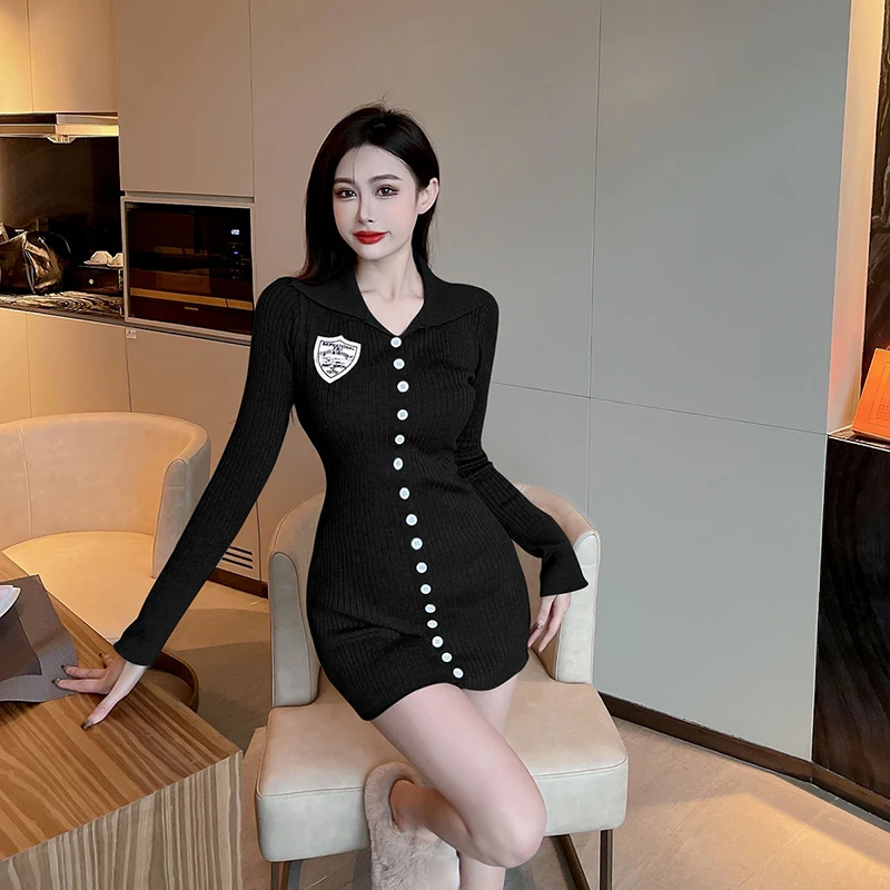 

Трикотажное платье-трапеция с отложным воротником, пуговицами, длинным рукавом и открытой спиной, женское облегающее платье на ягодицах