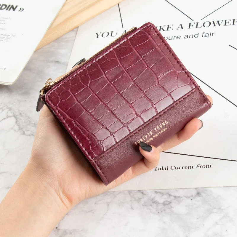 

Small Women's Wallet Female Crocodile Pattern Zipper Coin Purses Luxury Designer Card Holder Clutch Ladies Money Bags Handbags