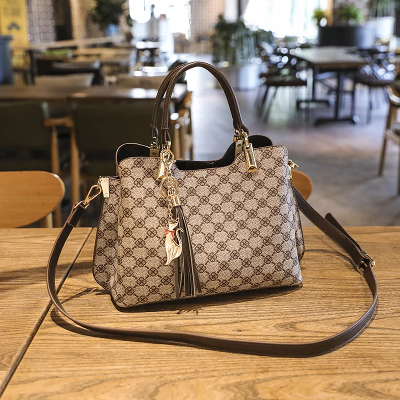 

Shoulder Bag For Women 2023 2023 New Luxury Designer Crossbody Leather Vintage Ladies Shopper jong Plaid Big Handbags
