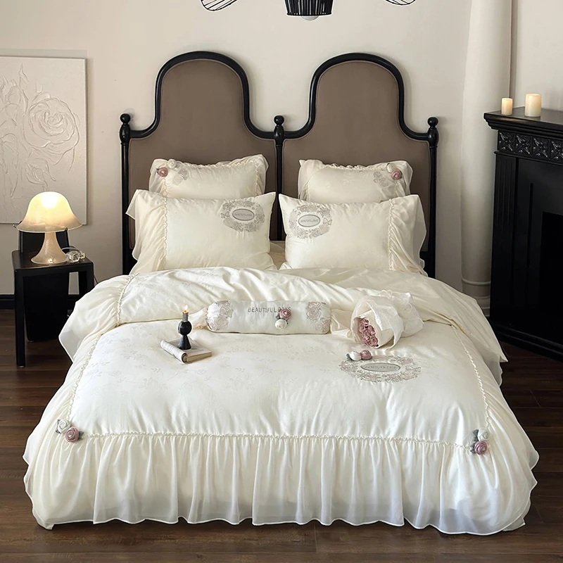 

Роскошный свадебный комплект постельного белья принцессы шифоновая кружевная вышивка 3D цветы пододеяльник бежевый Египетский хлопок простыня наволочки